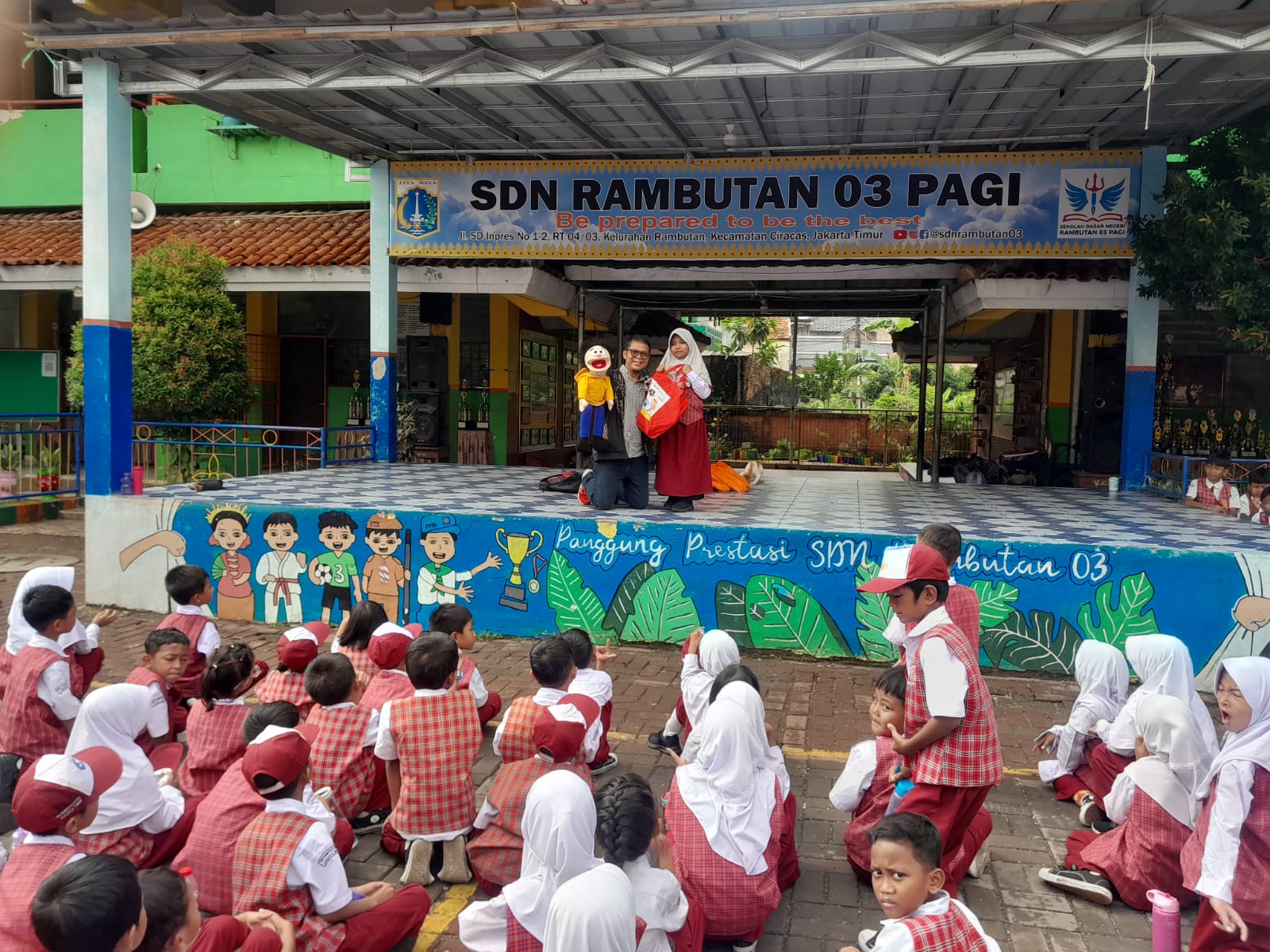 Wisata LiterAsyik Ke SDN Rambutan 03